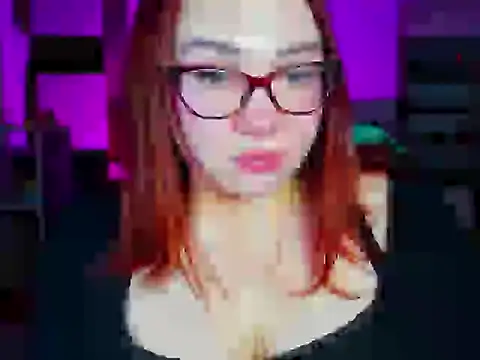 Snapshot of Gotticat chatting on 11/17/25, 10:14 Gotticat online show from 11/17/25, 10:14