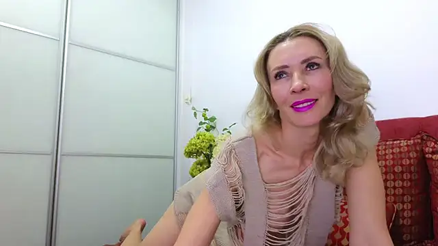  Maddalena  online show from 03/24/26, 09:37