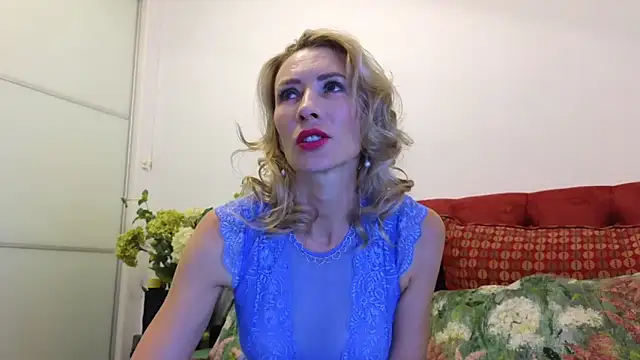  Maddalena  online show from 09/10/25, 08:30