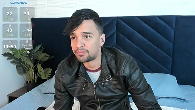 Edward max online show from 10/26/25, 03:51