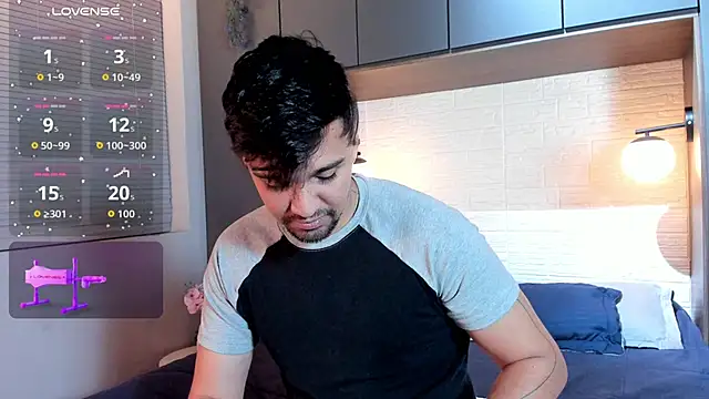 Edward max online show from 10/24/25, 04:11