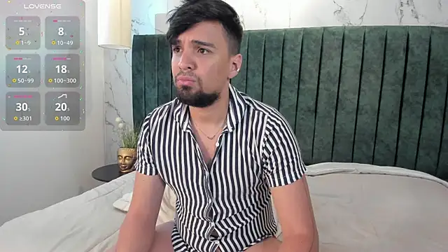 Edward max online show from 10/03/25, 12:36