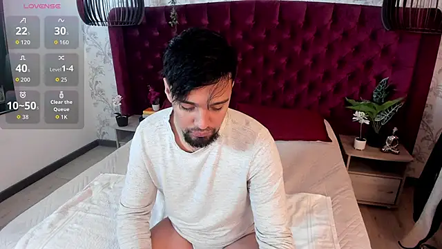 Edward max online show from 10/07/25, 03:51