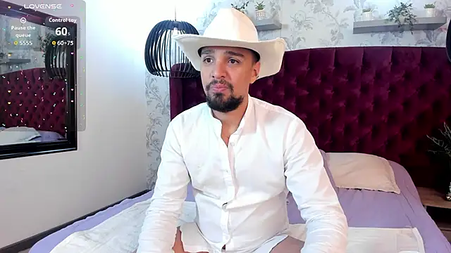 Edward max online show from 09/30/25, 03:56