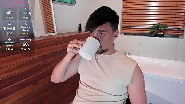 Edward max online show from 10/31/25, 03:58