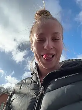 Hr Frk Olsen online show from 03/15/26, 09:05