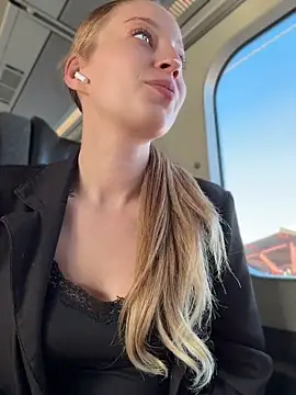 Hr Frk Olsen online show from 04/22/26, 06:31