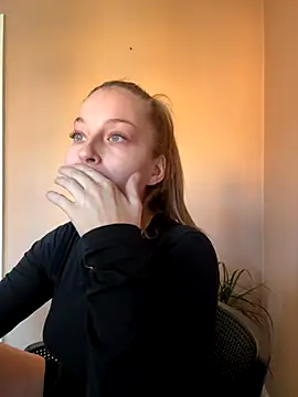 Hr Frk Olsen online show from 09/25/25, 11:49