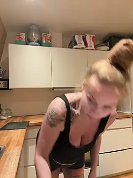 Hr Frk Olsen online show from 11/01/25, 03:50