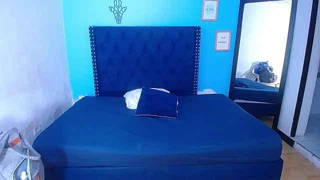 kinky redhead18 online show from 12/22/25, 02:17