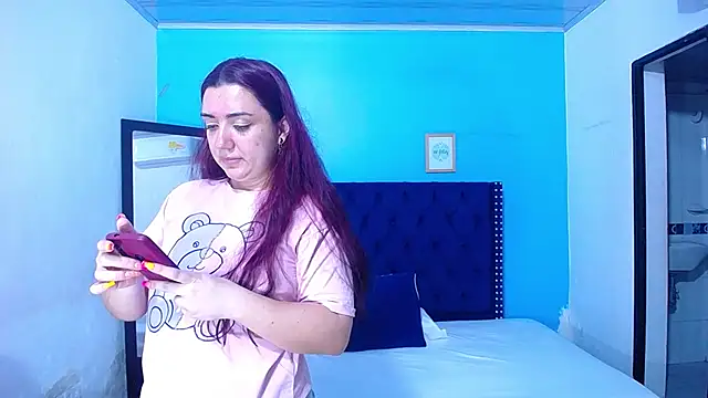 Snapshot of kinky_redhead18 chatting on 03/20/25, 12:54 kinky redhead18 online show from 03/20/25, 12:54
