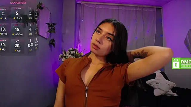 Kylie golden online show from 09/30/25, 12:44