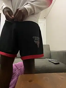 Snapshot of Mischevous_T69 chatting on 10/09/25, 07:58 Mischevous T69 online show from 10/09/25, 07:58