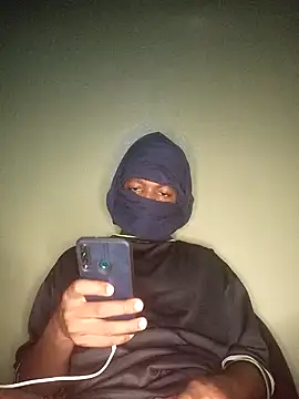 Snapshot of Mischevous_T69 chatting on 12/05/24, 08:17 Mischevous T69 online show from 12/05/24, 08:17