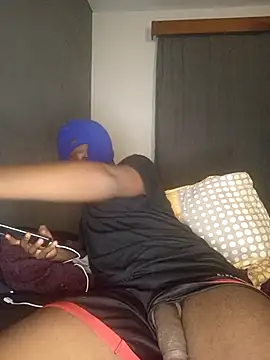 Snapshot of Mischevous_T69 chatting on 03/20/25, 07:14 Mischevous T69 online show from 03/20/25, 07:14