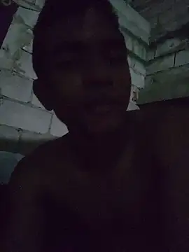 Reynold2608 online show from 05/27/26, 01:26