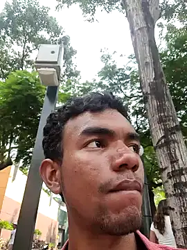 Reynold2608 online show from 01/12/25, 08:03