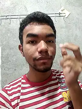 Reynold2608 online show from 12/18/25, 04:11