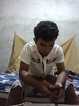 Reynold2608 online show from 01/07/25, 08:52