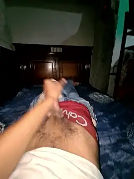 Reynold2608 online show from 01/08/26, 04:18