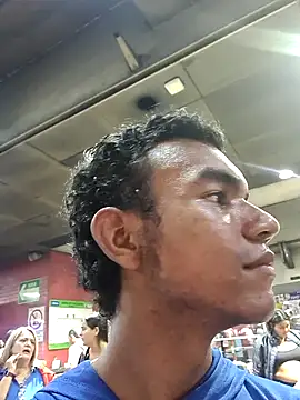 Reynold2608 online show from 03/07/26, 12:06