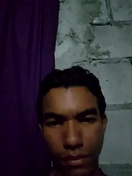 Reynold2608 online show from 05/01/26, 04:06