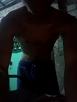 Reynold2608 online show from 11/20/25, 03:51