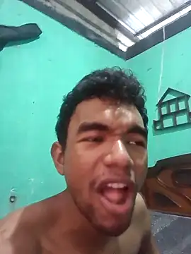 Reynold2608 online show from 04/11/26, 04:32