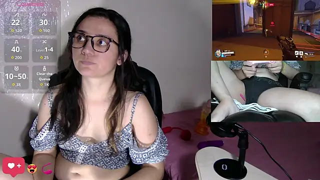 Snapshot of sobresalinaa chatting on 09/21/25, 04:06 sobresalinaa online show from 09/21/25, 04:06