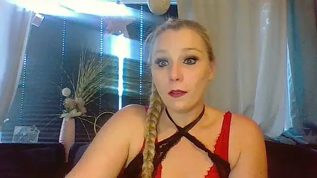 Snapshot of DevilsAngel13 chatting on 09/23/25, 03:08 DevilsAngel13 online show from 09/23/25, 03:08