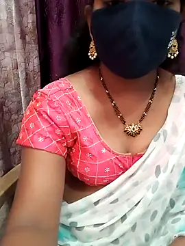 Snapshot of Manisha-Love chatting on 03/23/25, 03:54 Manisha-Love online show from 03/23/25, 03:54