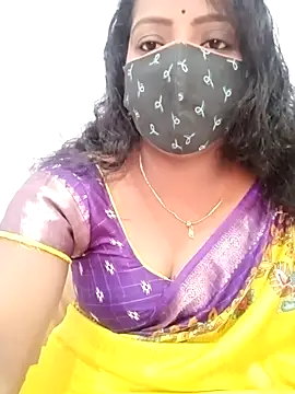 Snapshot of Manisha-Love chatting on 02/20/25, 04:07 Manisha-Love online show from 02/20/25, 04:07