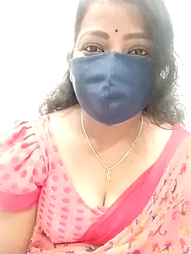 Snapshot of Manisha-Love chatting on 02/18/25, 04:36 Manisha-Love online show from 02/18/25, 04:36