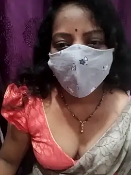 Snapshot of Manisha-Love chatting on 10/18/25, 12:56 Manisha-Love online show from 10/18/25, 12:56