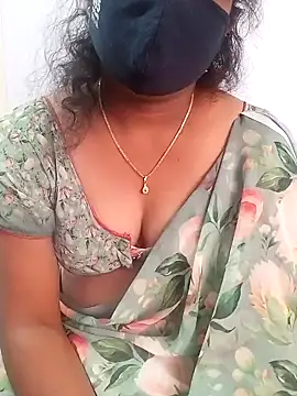 Snapshot of Manisha-Love chatting on 01/25/25, 08:53 Manisha-Love online show from 01/25/25, 08:53