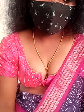Snapshot of Manisha-Love chatting on 01/24/25, 08:44 Manisha-Love online show from 01/24/25, 08:44
