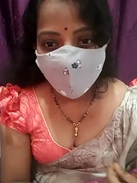 Snapshot of Manisha-Love chatting on 10/10/25, 03:51 Manisha-Love online show from 10/10/25, 03:51