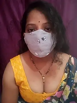 Snapshot of Manisha-Love chatting on 10/16/25, 04:32 Manisha-Love online show from 10/16/25, 04:32