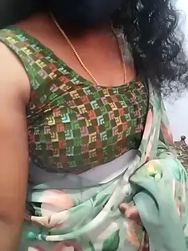 Snapshot of Manisha-Love chatting on 02/03/25, 03:31 Manisha-Love online show from 02/03/25, 03:31