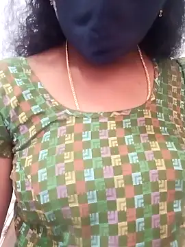 Snapshot of Manisha-Love chatting on 01/31/25, 03:52 Manisha-Love online show from 01/31/25, 03:52