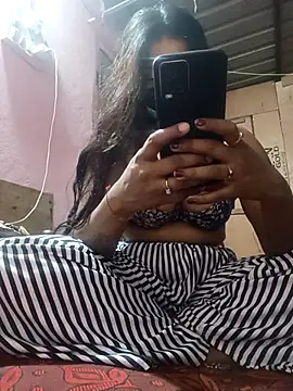 queensenorita online show from 03/10/25, 07:29