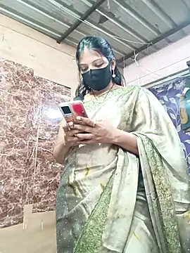 queensenorita online show from 11/01/25, 05:25