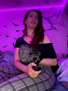 Nina-Chick777 online show from 10/27/25, 08:59