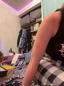 Nina-Chick777 online show from 05/14/26, 08:11