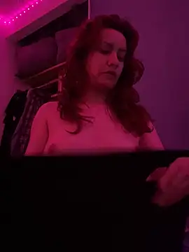Nina-Chick777 online show from 10/16/25, 05:27