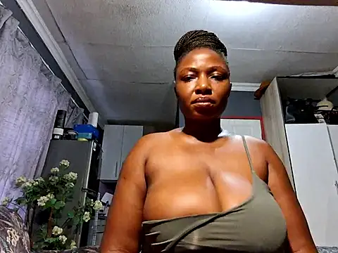 EbonyRose9 online show from 01/18/26, 06:17