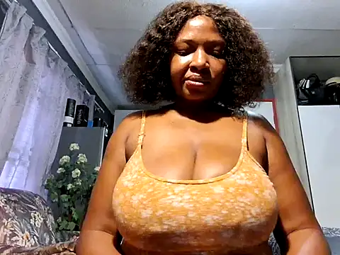 EbonyRose9 online show from 05/17/26, 07:41