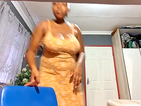 EbonyRose9 online show from 03/18/25, 07:22