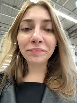 Sunny   Bunny online show from 10/28/25, 12:15