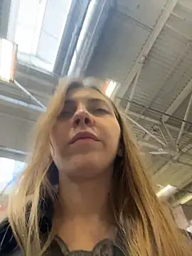 Sunny   Bunny online show from 10/08/25, 08:16